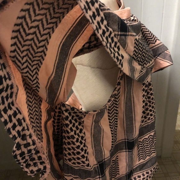 NWT CECILIE COPENHAGEN SZ 2 Halter TOP TOPANGA - Picture 5 of 8